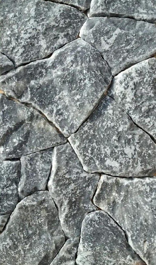 Piatră poligonală Rock Face — piatră naturală RAW STUDIO